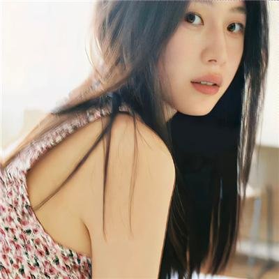 朴花英